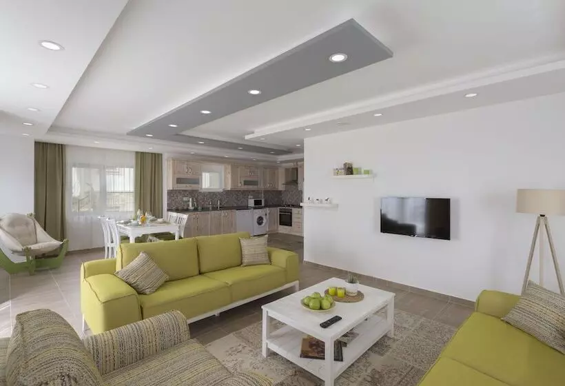 Kybele Suites