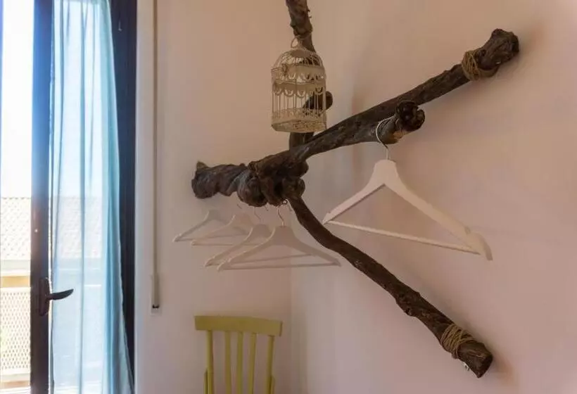 Aamiaismajoitus (B&B) Kartè