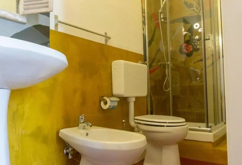 Aamiaismajoitus (B&B) Kartè