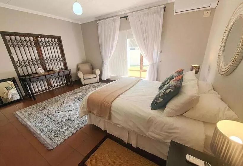 Majatalo Micasa Sucasa Guesthouse