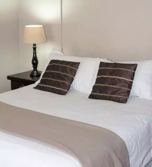 Majatalo Micasa Sucasa Guesthouse