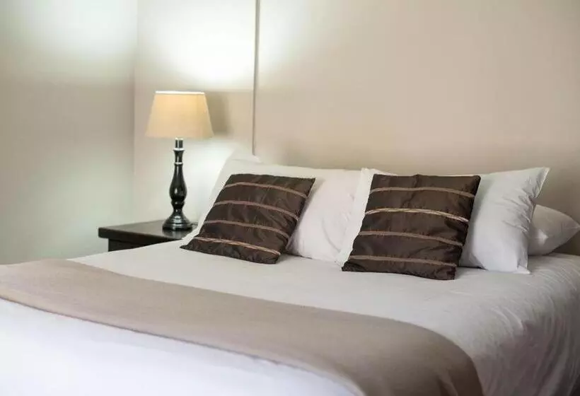 Majatalo Micasa Sucasa Guesthouse