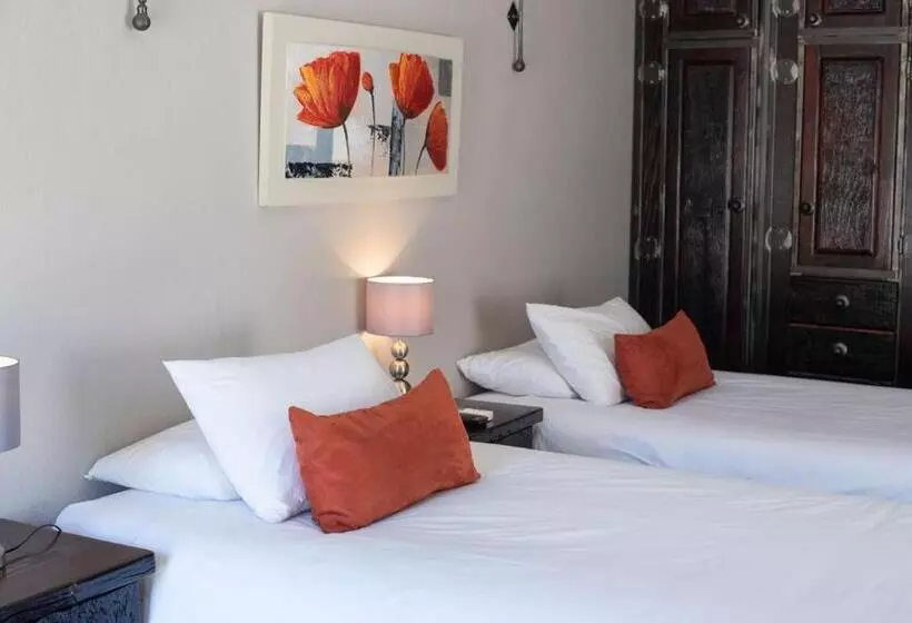 Majatalo Micasa Sucasa Guesthouse