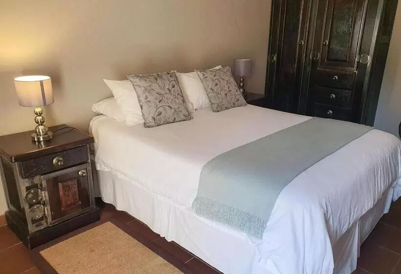 Majatalo Micasa Sucasa Guesthouse