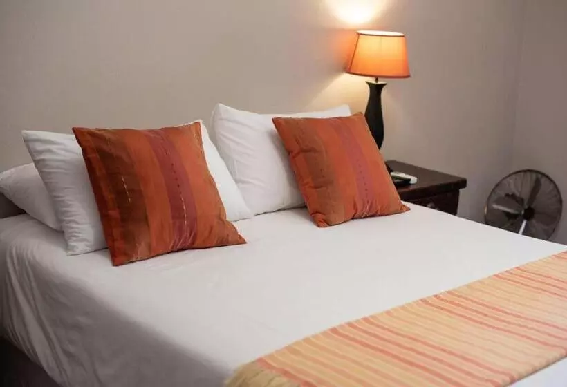 Majatalo Micasa Sucasa Guesthouse