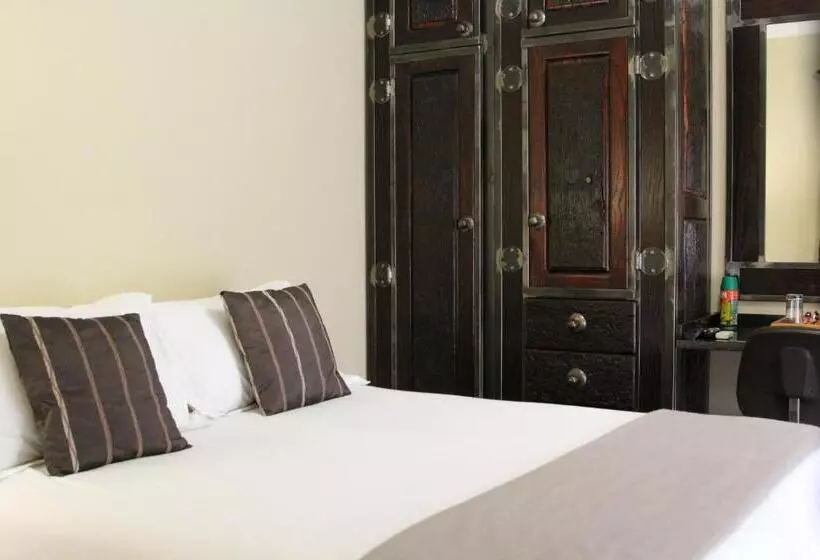 Majatalo Micasa Sucasa Guesthouse