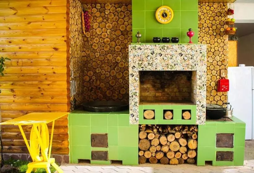 پانسیون Osobyi Guest House