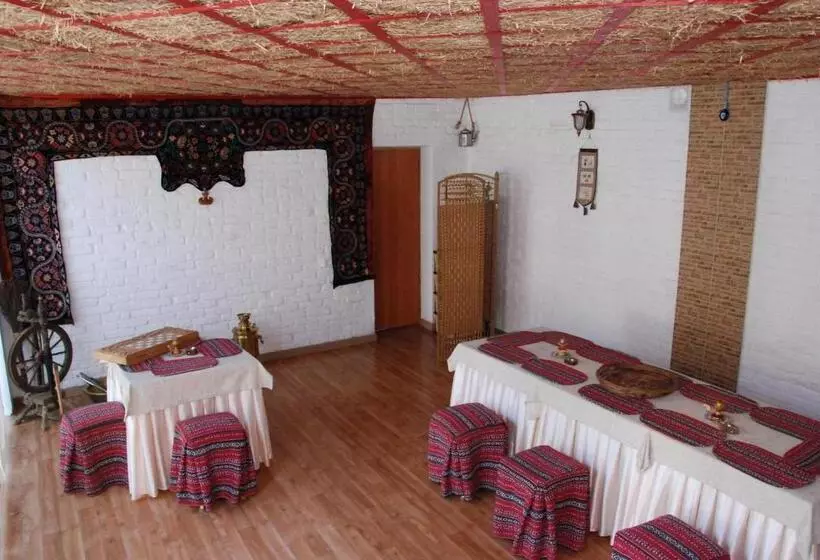 پانسیون Osobyi Guest House