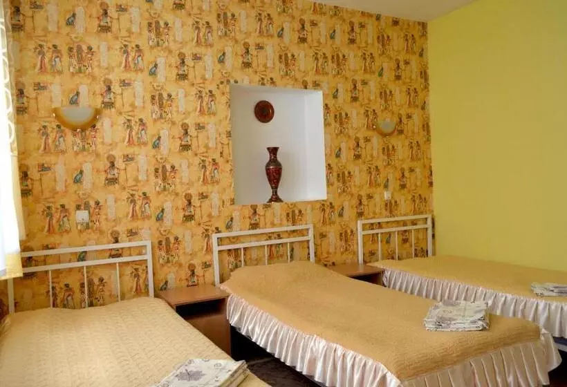 پانسیون Osobyi Guest House