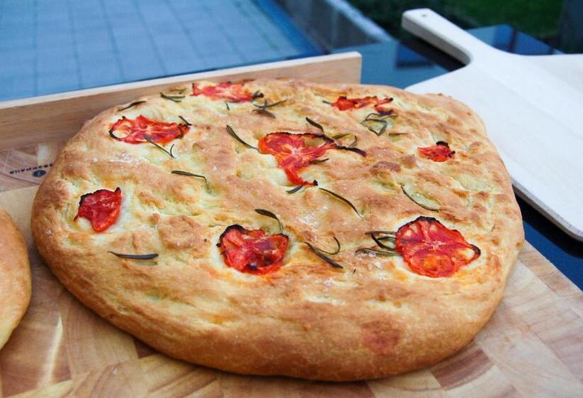 פנסיון Una Volta A Martina