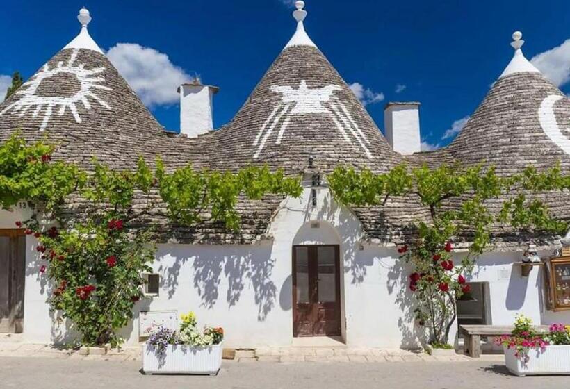 פנסיון Una Volta A Martina