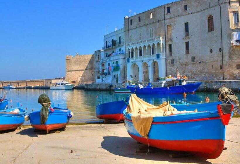 פנסיון Una Volta A Martina