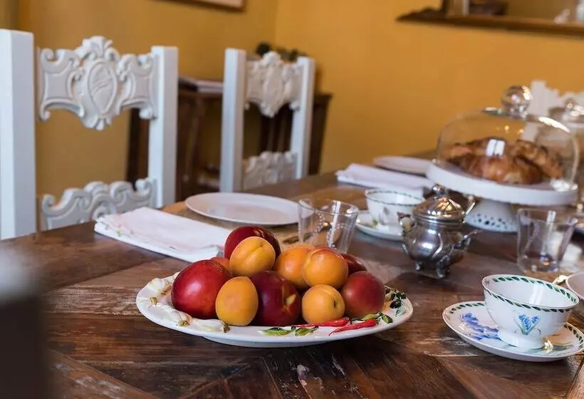 ベッドアンドブレックファースト Civicouno Campiglia