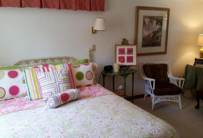 فندق Bay Port Lodging