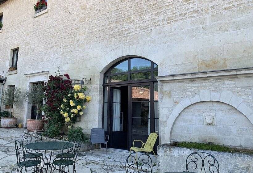 Pensionat Logis De La Roche Niort Chauray