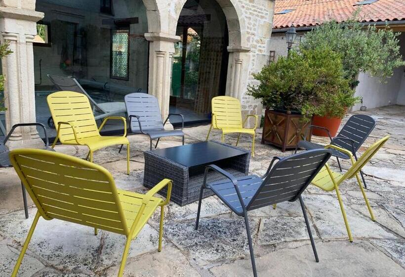 Pensionat Logis De La Roche Niort Chauray