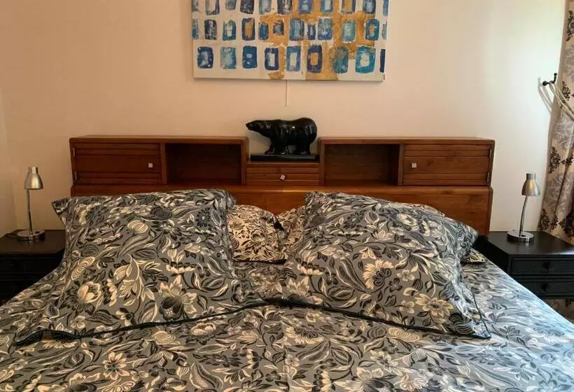 Majatalo Logis De La Roche  Niort  Chauray