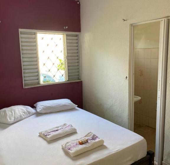 پانسیون Pousada Girassol