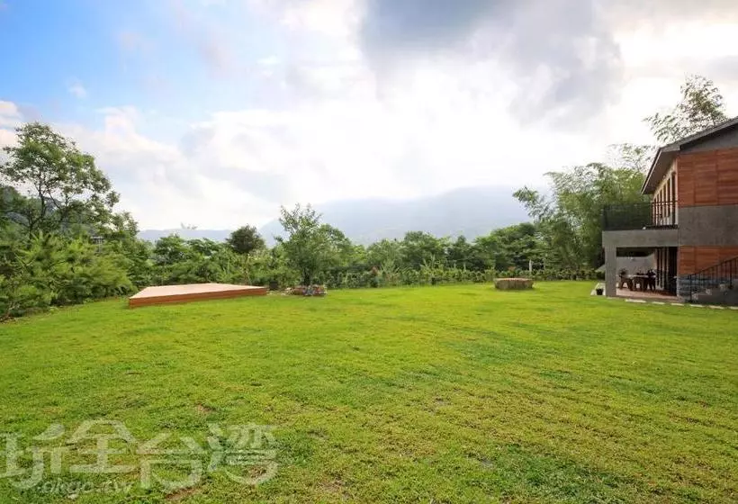 تختخواب و صبحانه Sitou Arcadia Homestay