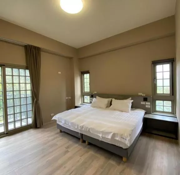 تختخواب و صبحانه Sitou Arcadia Homestay