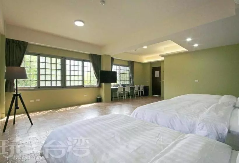 تختخواب و صبحانه Sitou Arcadia Homestay