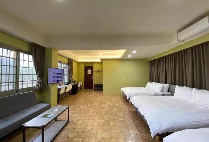 تختخواب و صبحانه Sitou Arcadia Homestay