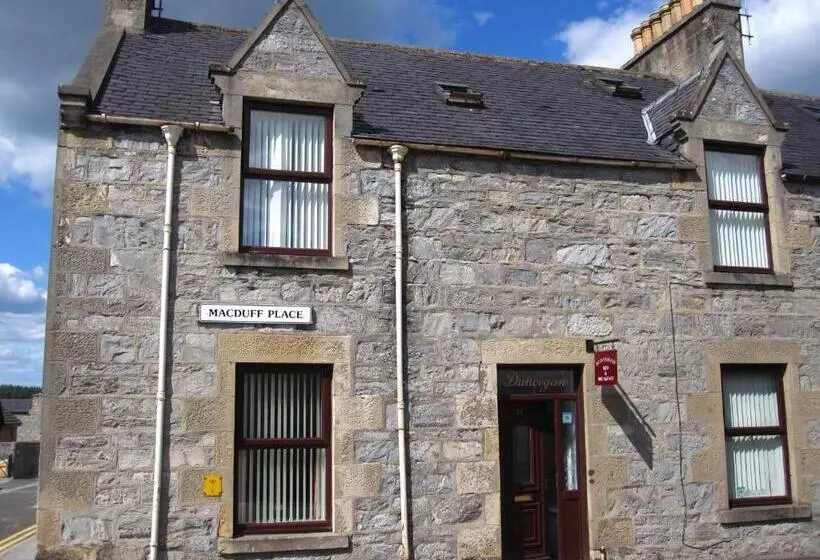 Dunvegan Bed & Breakfast