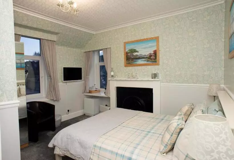 Dunvegan Bed & Breakfast