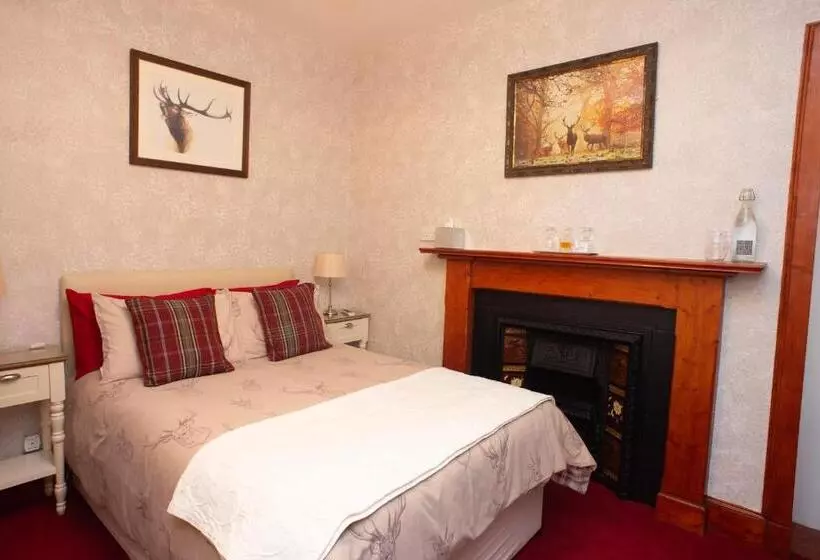 Dunvegan Bed & Breakfast