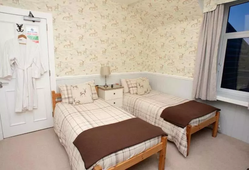 Dunvegan Bed & Breakfast
