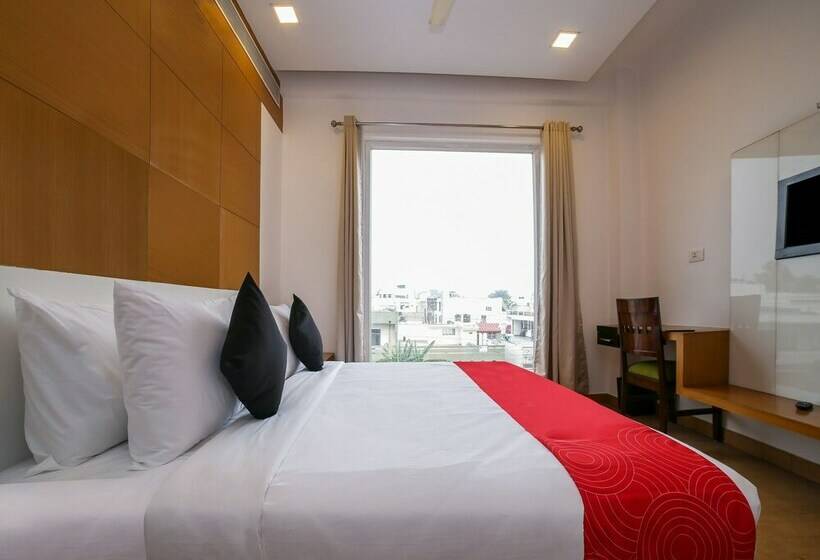 Отель Edition O 30074 Tushar Elegant