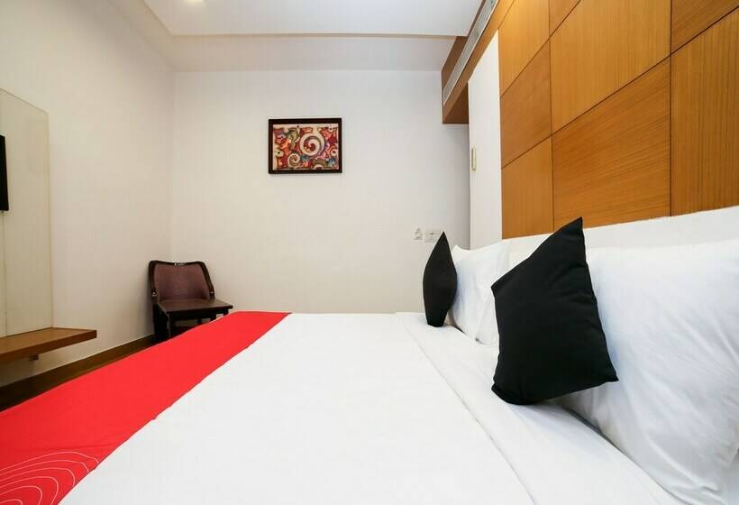 Отель Edition O 30074 Tushar Elegant