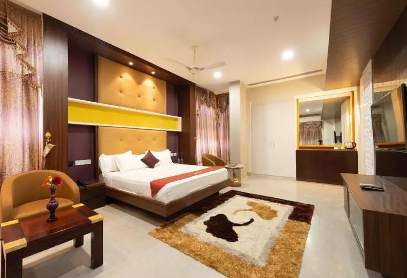 Hotelli Vlr Residency