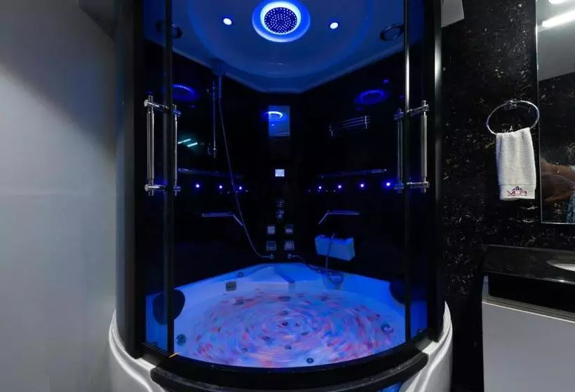 Hotelli Vlr Residency