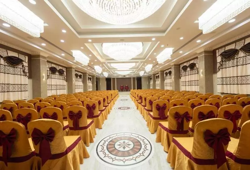 Hotelli Vlr Residency