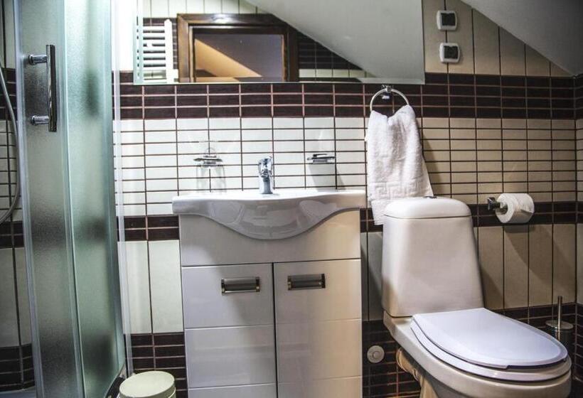 مُتل Vila Mila Riverside Apartments