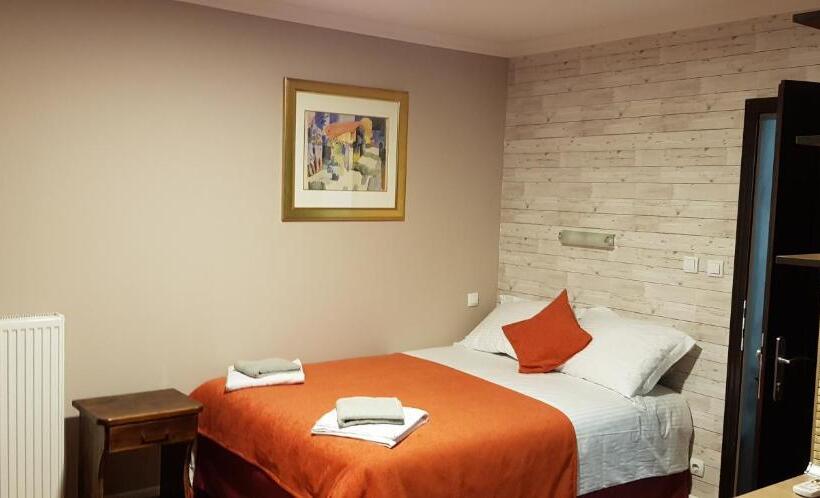 مُتل Vila Mila Riverside Apartments