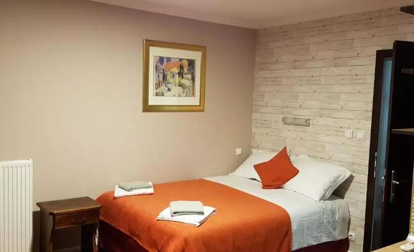 مُتل Vila Mila Riverside Apartments