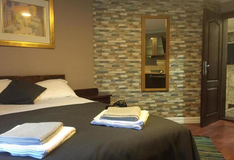 مُتل Vila Mila Riverside Apartments