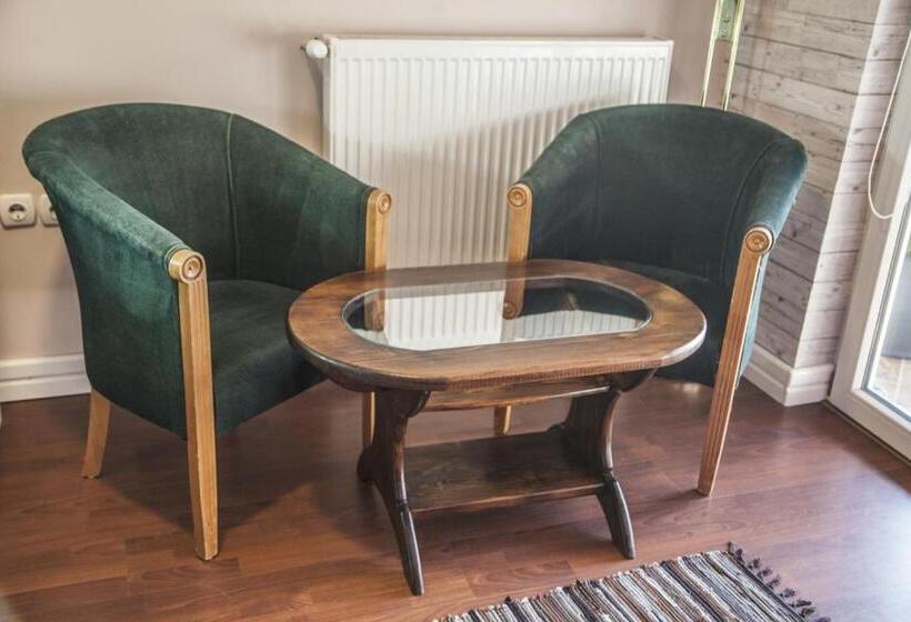 مُتل Vila Mila Riverside Apartments