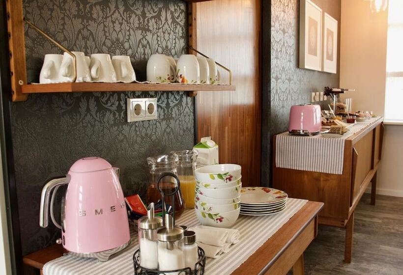 پانسیون Akkeri Guesthouse