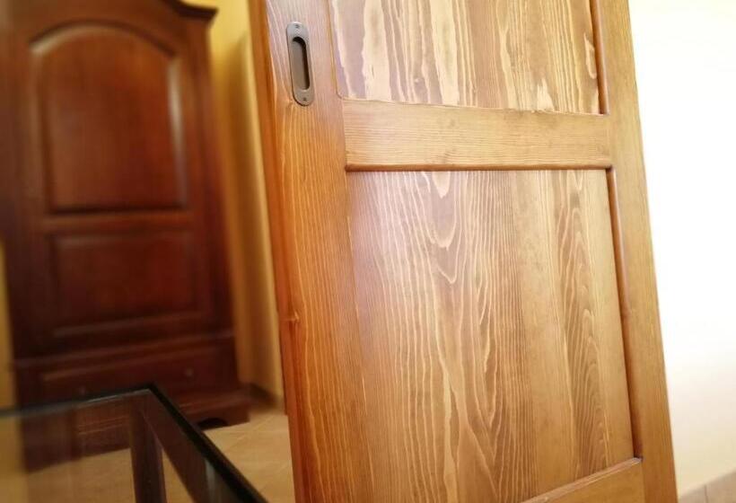 ペンション Karingo House