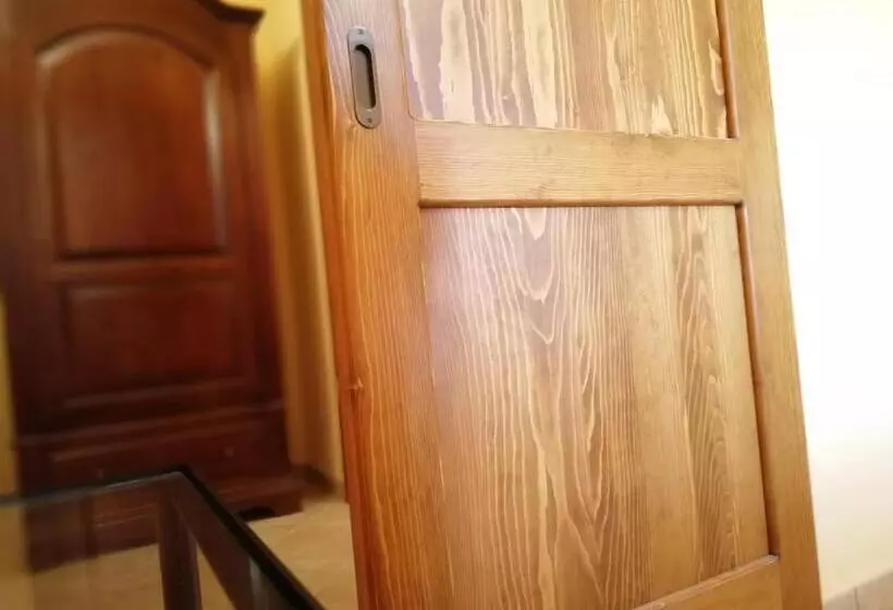 ペンション Karingo House