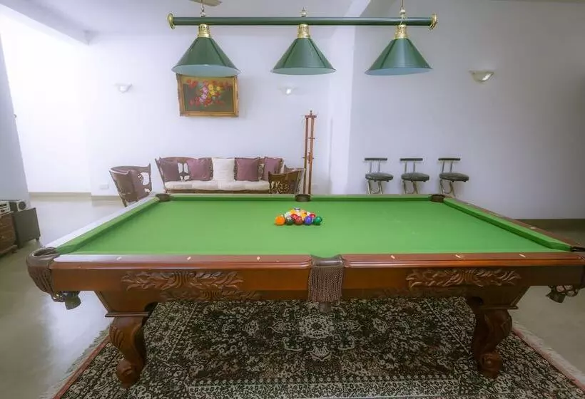 پانسیون Villa Sukum