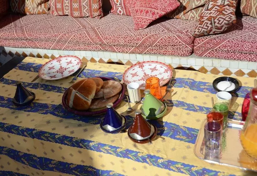 Riad Dezayn