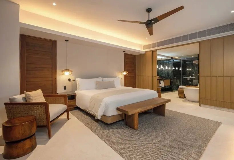 Grand Hyatt Cancun Beach Resort