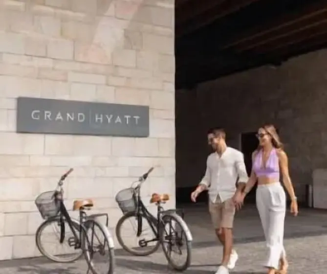 Grand Hyatt Cancun Beach Resort