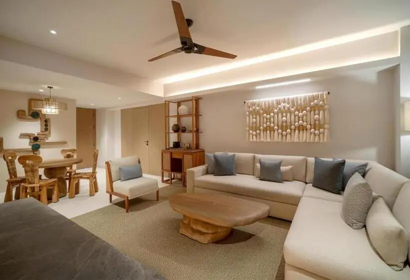 Grand Hyatt Cancun Beach Resort