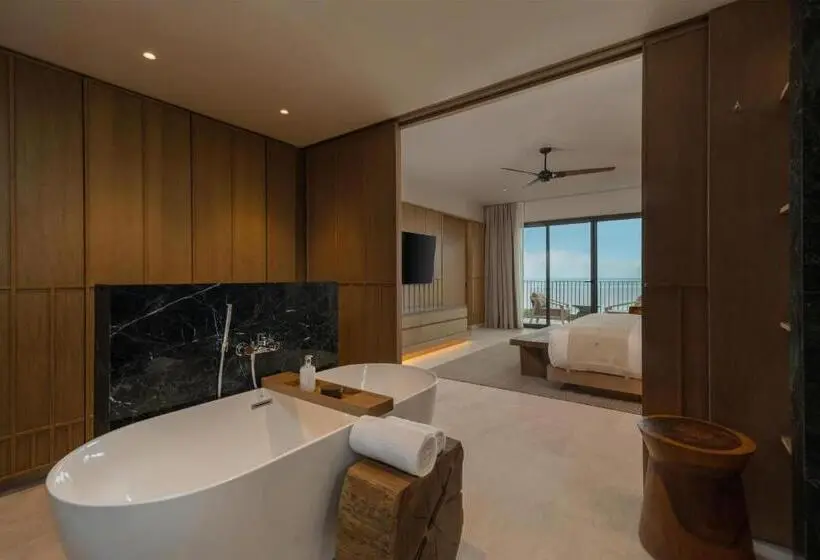 Grand Hyatt Cancun Beach Resort
