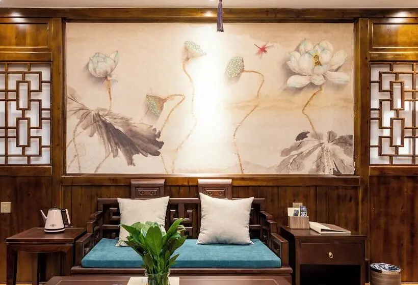 Aamiaismajoitus (B&B) Furong Town Water Cloud Gully Lodge
